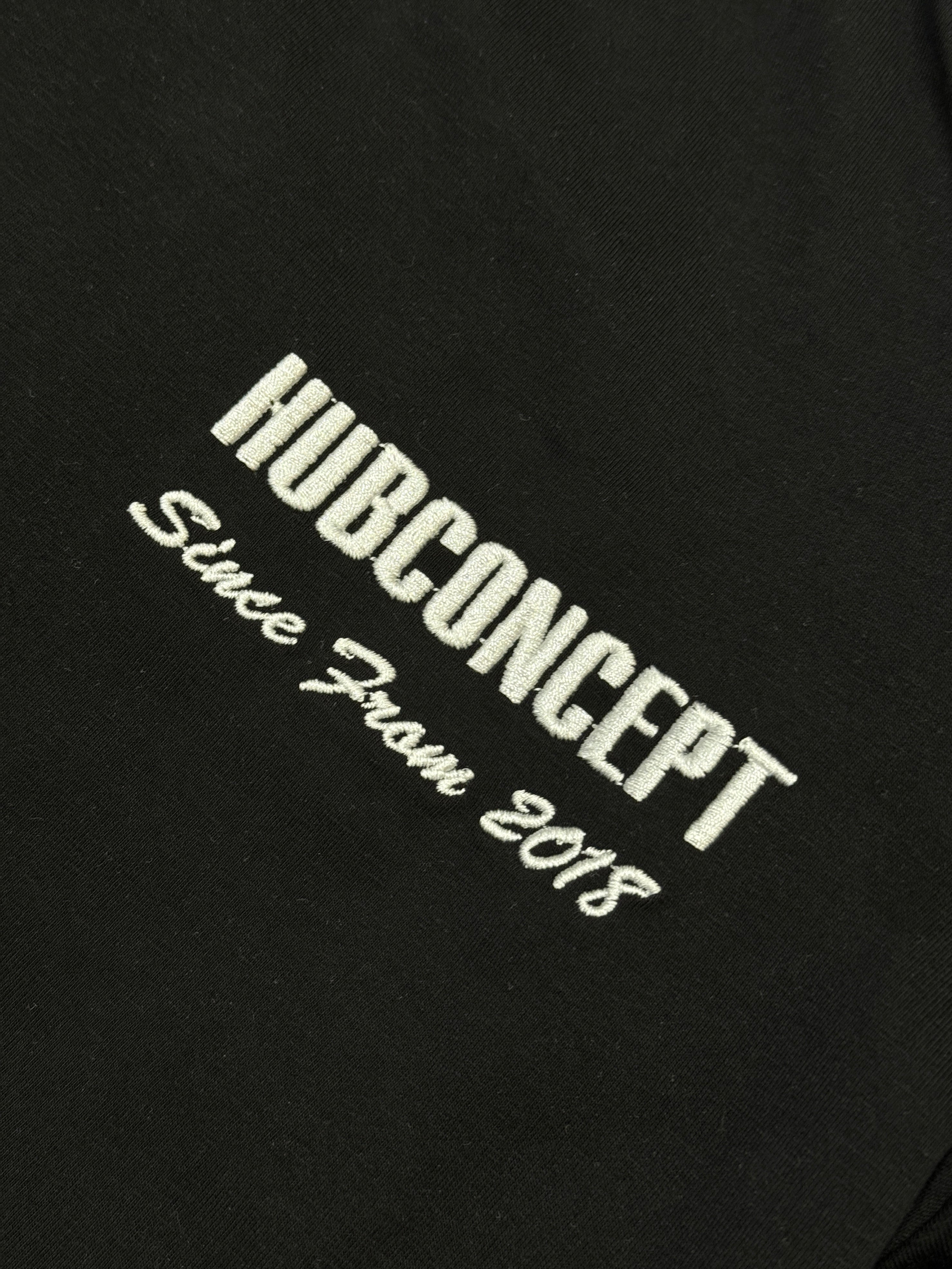 "Simple HUB" Crop Top