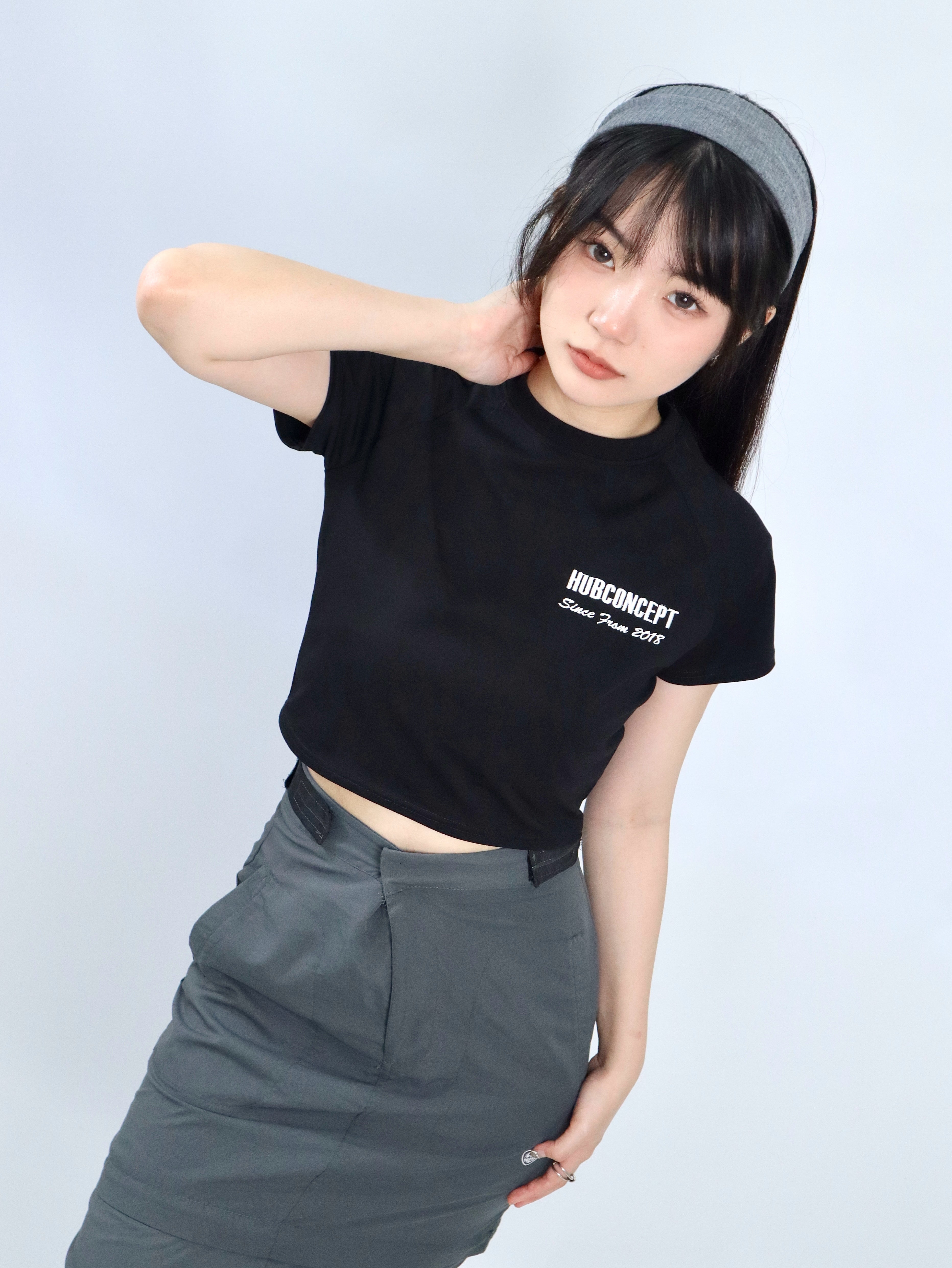 "Simple HUB" Crop Top
